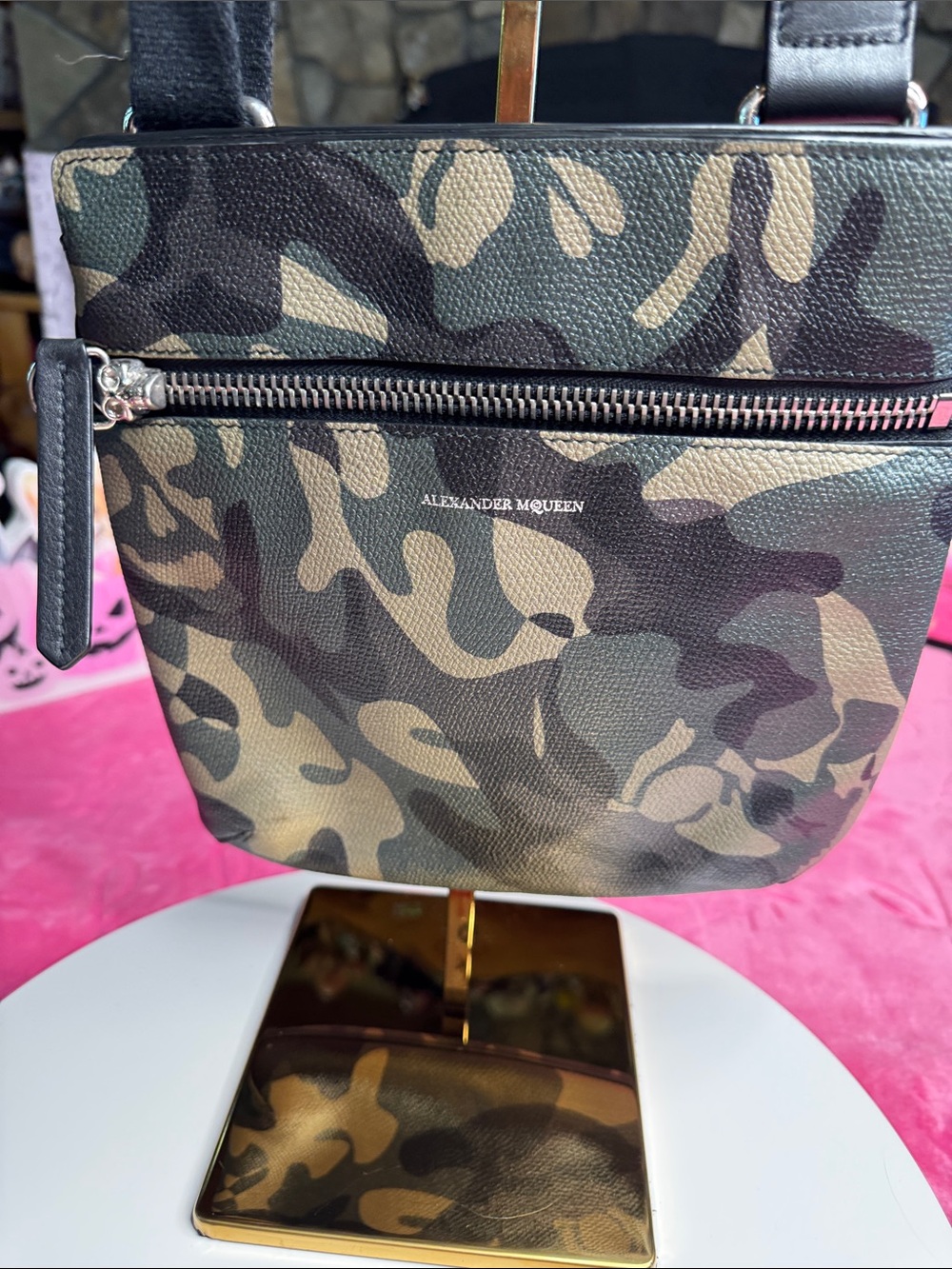 Alexander McQueen Camo Leather Skull Messenger Bag w/ Silver Skull Hardware NWOT - Picture 3 of 13